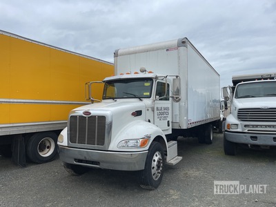 2016 Peterbilt 337 4x2 Kastenwägen