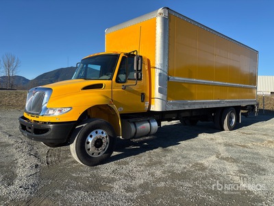 2018 International 4300 SBA 4x2 Van Truck