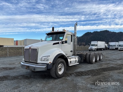 2019 Kenworth T880 8x6 Cab & Chassis