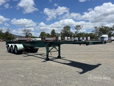 2011 Ophee 12.2 m Tri/A Container Trailer