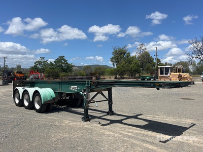 2010 Ophee 6 m Tri/A Container Trailer