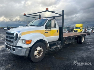 2004 Ford F-650 XL 4x2 Flatbed Truck (Inoperable)