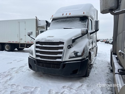 2018 Freightliner Cascadia 126 6x4 تراكتور شاحنة كابينة النوم (ثنائية المحور)