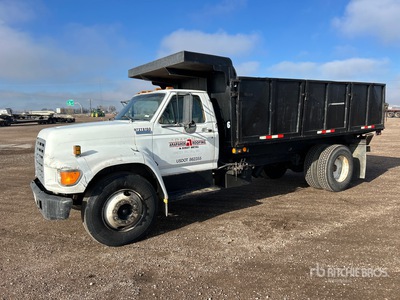 1997 Ford F700 4x2 S/A Dump Truck
