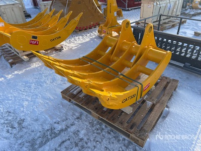 2025 TOFT TOFT08R 40 in Râteau de pelleteuse - Fits Cat 320 (Unused)