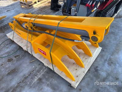 2025 TOFT TOFT08T Excavator Thumb - Fits 20-30 ton Excavator (Unused)