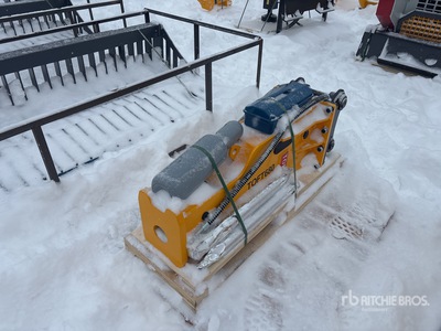 2025 TOFT TOFT680 27 in fits to 5-7 ton excavator Hydraulic Breaker (Unused)