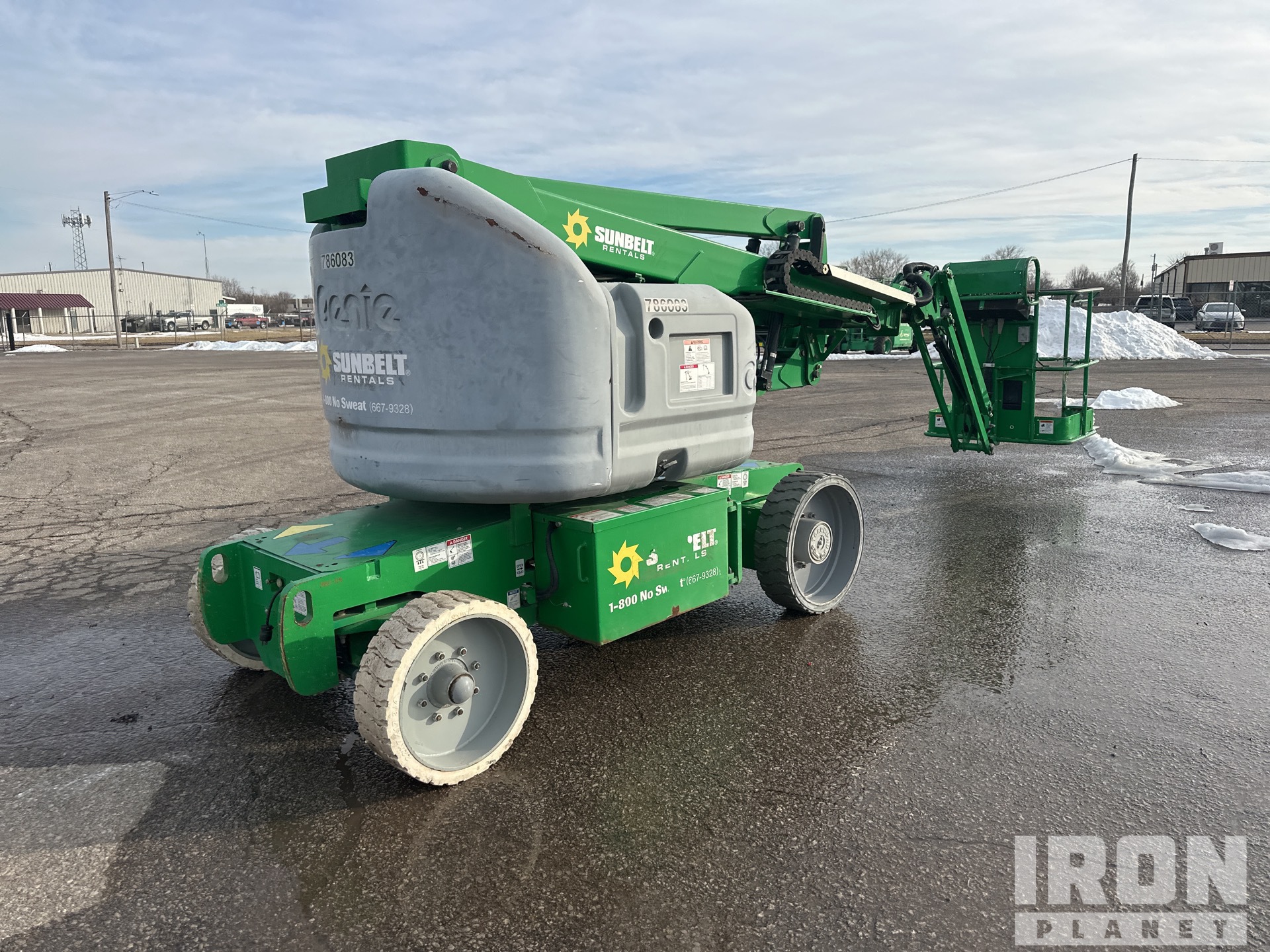 2015 Genie Z40/23NRJ 2WD Electric Articulating Boom Lift in