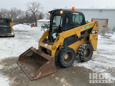 2017 Cat 226D Two-Speed Schranklader