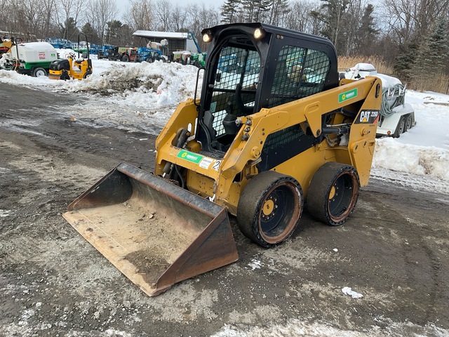 2017 Cat 226D Two-Speed Skid Steer Loader 2017 Cat 226D Two-Speed Skid Steer Loader