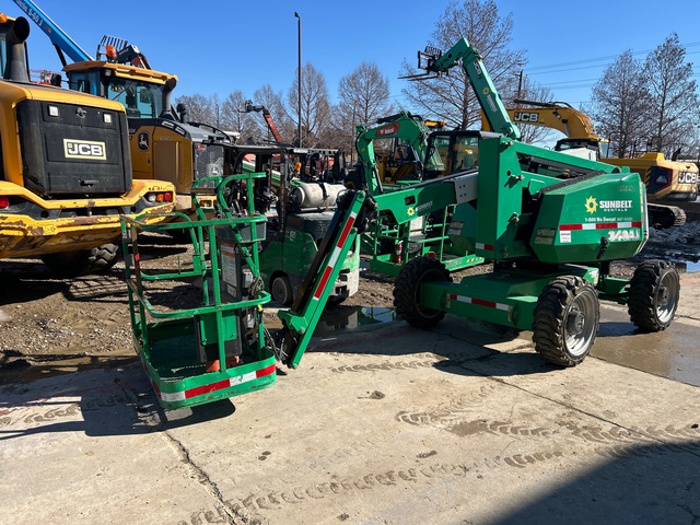 2016 JLG 340AJ 4WD Diesel Articulating Boom Lift