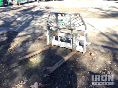 2022 42 in Skid Steer Forks