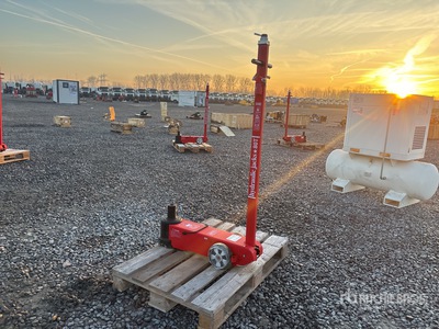 AY80 Pneumatic Jack (Unused)