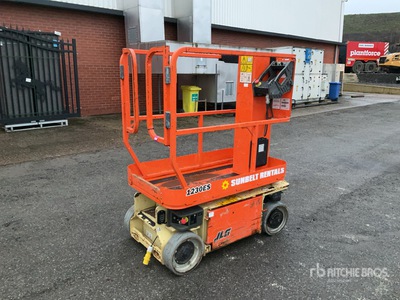 2017 JLG 1230ES Elevador vertical