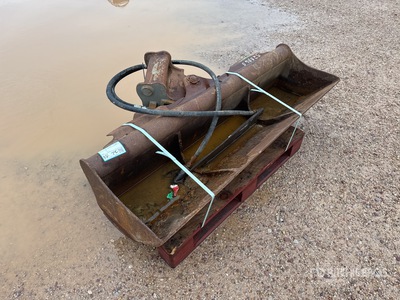 Arden 1600 mm Hydraulic Tilting Godet Bucket