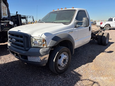 2006 Ford F-550 XL 4x2 Cab & Chassis (Inoperable)