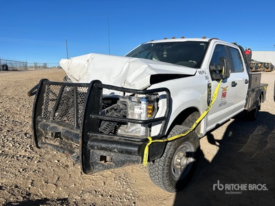2019 Ford F-350 XL 4x4 Crew Cab Camion à Plateau (Inoperable)