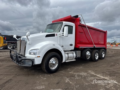 2019 Kenworth T880 8x4 Tri/A Dump Truck