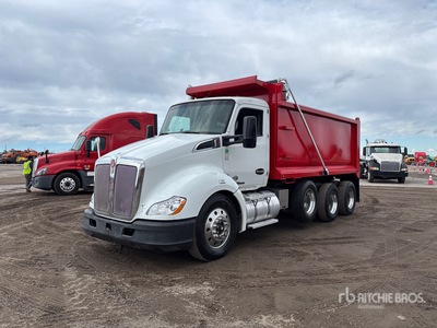 2018 Kenworth T680 8x4 Tri/A Dump Truck