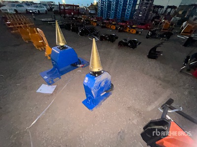 2026 GIYI GY-WS43 12 in Mini Skid Steer Log Splitter (Unused)