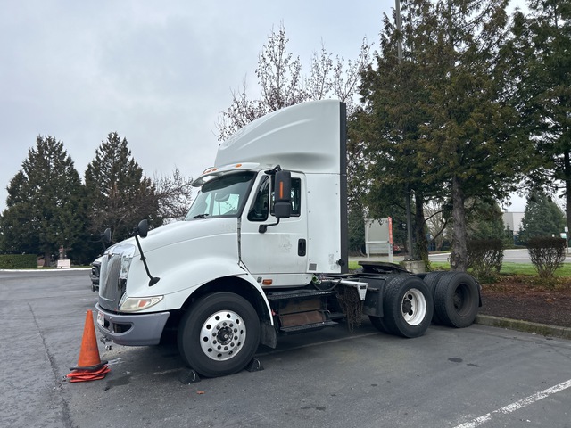 2013 International 8600 6x4 T/A Day Cab Truck Tractor