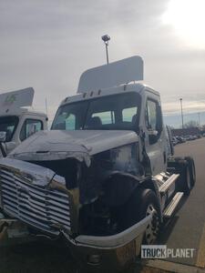 2015 Freightliner CA113 6x4 T/A Day Cab Truck Tractor (Inoperable)