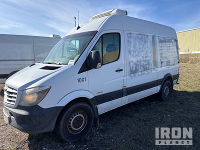 2014 Freightliner F2CA114 Furgoneta de carga