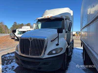 2015 International ProStar 6x4 Ciągnik siodłowy T/A z kabiną sypialną (Inoperable)