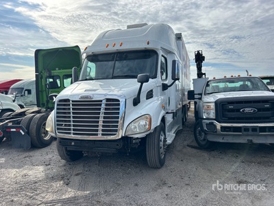 2014 Freightliner Cascadia 113 6x2 Sleeper Autocarro frigorifero