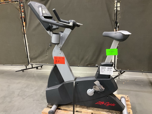 Life Fitness CLSC Exercise Bike