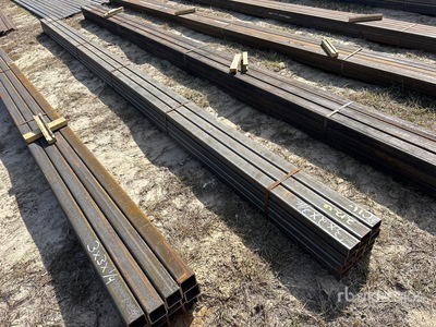 Quantity of (12) 3X2X3/16 Rectangle Tube