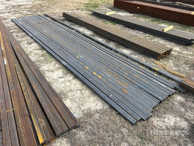 Quantity of (16) 3X2X3/16 Rectangle Tube