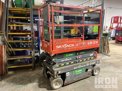 2016 Skyjack SJIII 3219 Electric Scissor Lift