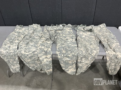 (908) Pairs of Cold Weather Trousers