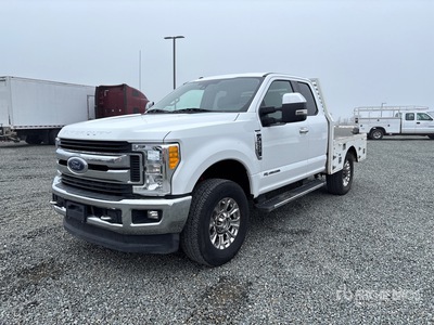 2017 Ford F-350 XLT 4x4 Extended Cab Camion à Plateau