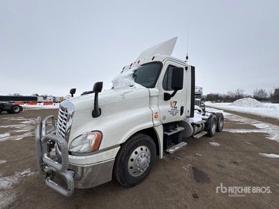 2019 Freightliner Cascadia 125 6x4 T/A Day Cab Truck Tractor