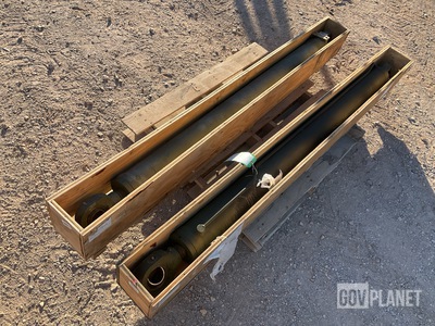 (2) Oshkosh 1860860 Actuator Cylinder Assemblies