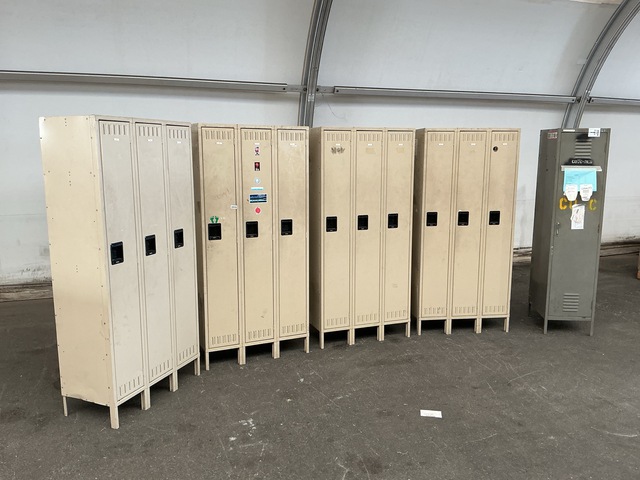 (10) Assorted Lockers