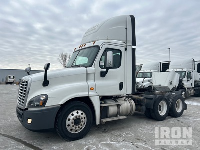 2017 Freightliner Cascadia 125 6x4 T/A Day Cab Truck Tractor