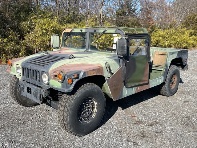 1997 AM General M1097A2 HMMWV 2 Door w/Truck Body