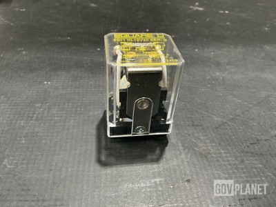 (25) Square D 8501KL12V20 Latching Relays