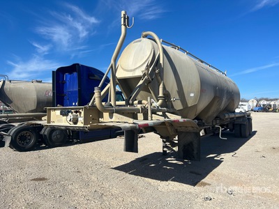 2015 Polar 1000 cft T/A Pneumatic Bulk Trailer