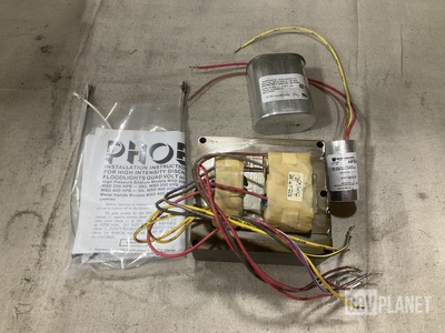 (17) Phoenix Products 1078200 Lamp Ballasts