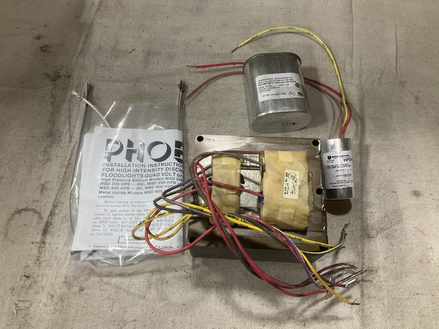 (17) Phoenix Products 1078200 Lamp Ballasts