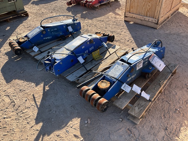 (3) Westward 20-Ton Air/Manual Long Chassis Hydraulic Service Jacks