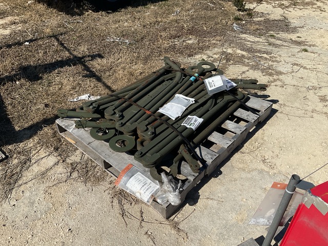 (12) Cecom 13216E7991 Towing & Lifting Yokes