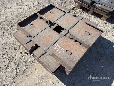 Quantity of (10) Kit Containers QT-F-Blank スキッドステア取り付けプレート (Unused)