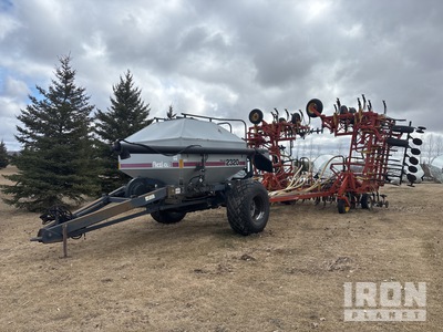 Bourgault 8800 Air Drill w/ Flexi0Coil Air Cart