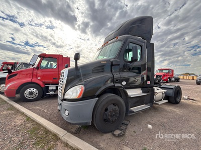 2018 Freightliner Cascadia 113 4x2 S/A Day Cab Truck Tractor (Inoperable)