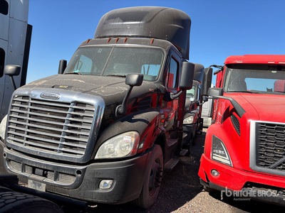 2018 Freightliner Cascadia 113 4x2 S/A Day Cab Truck Tractor (Inoperable)